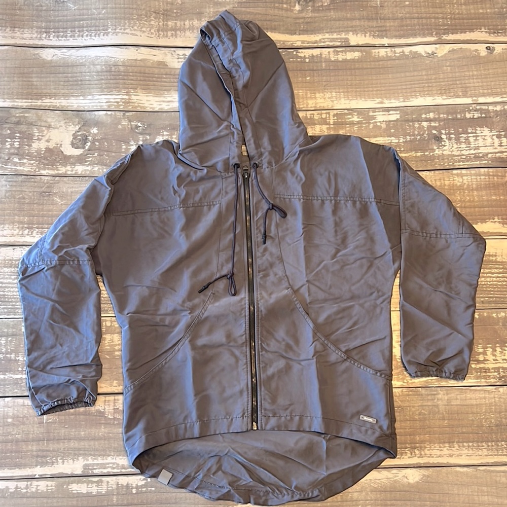 Bench Jacket Size: S Color: Grey